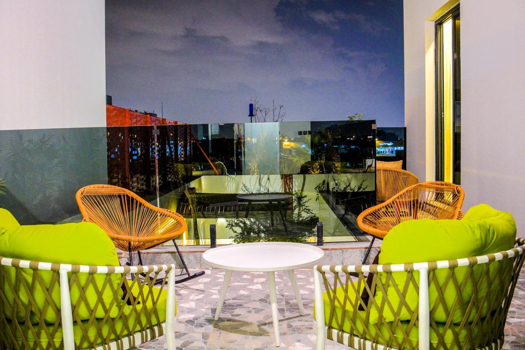 The Land Resort Riadh Exterior foto